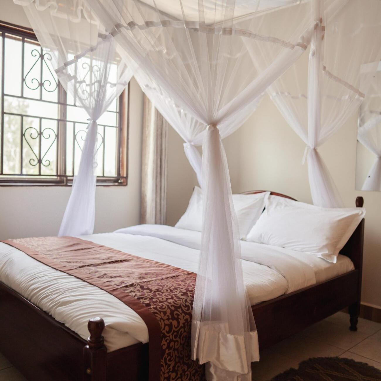 Acacia Country Inn Mbarara Buitenkant foto